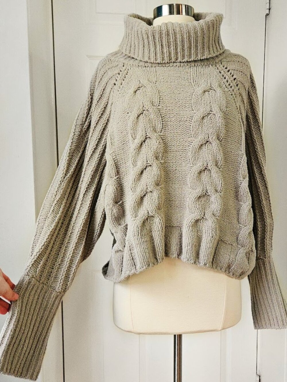 Moon & Madison Green Turtleneck Sweater Long Sleeve Chunky Knit Pullover Medium